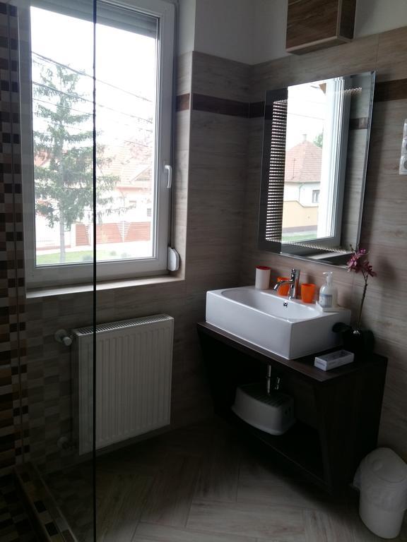 Katalin Boutique & Wellness Apartmanok Hajdúszoboszló Exterior foto