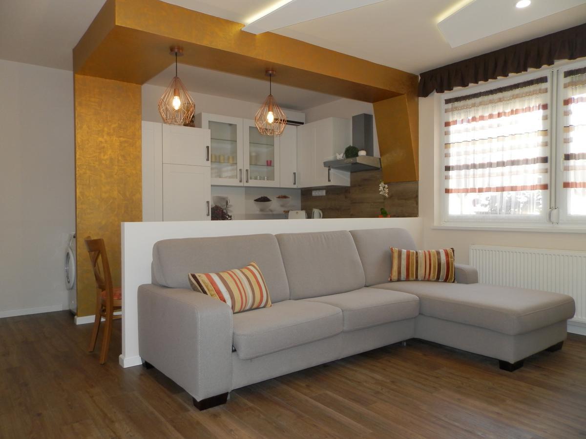 Katalin Boutique & Wellness Apartmanok Hajdúszoboszló Exterior foto